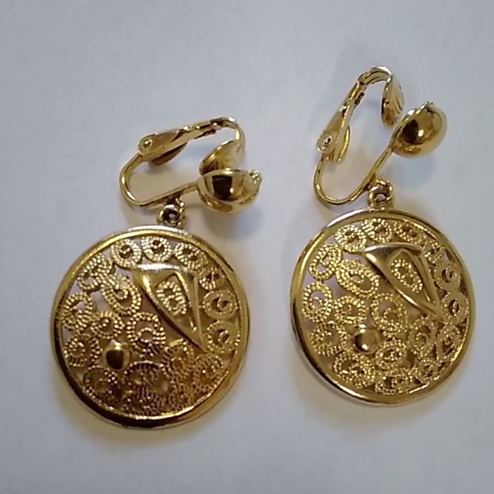 Accessories Vintage Earrings Tone Gold